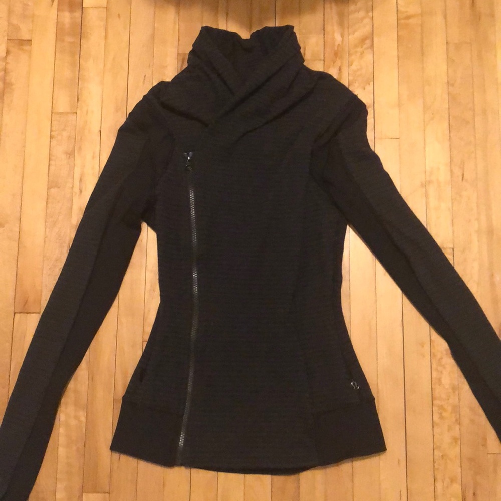 Lululemon zip up